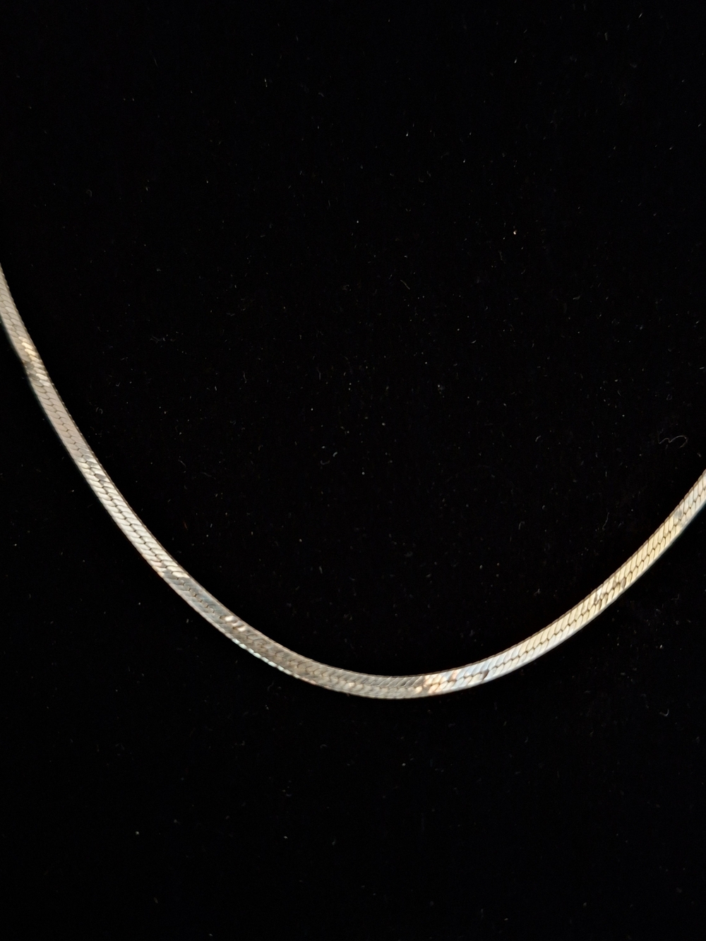Classic Silver Herringbone Chain Necklace - Elegant Women's Jewelry